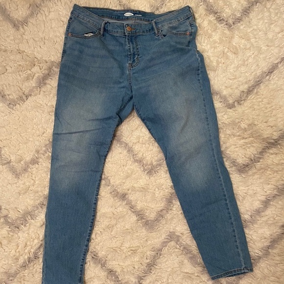 OLD Navy Super Skinny Light Wash - Picture 5 of 8